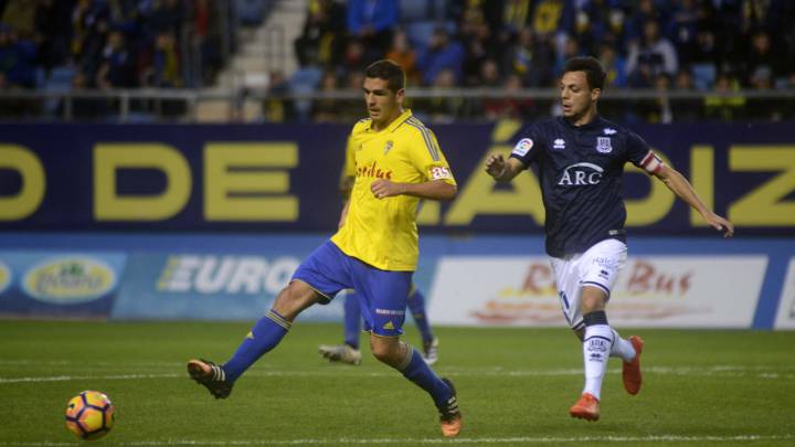 El trivote soñado de Cervera, entrenador del Cádiz CF