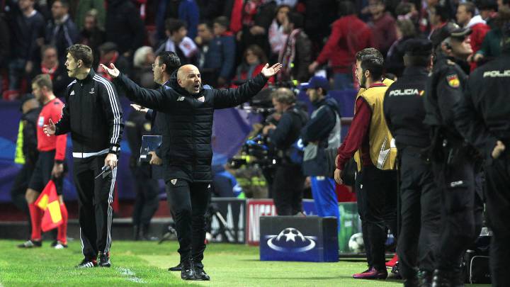 Sampaoli en el momento de su expulsión.
