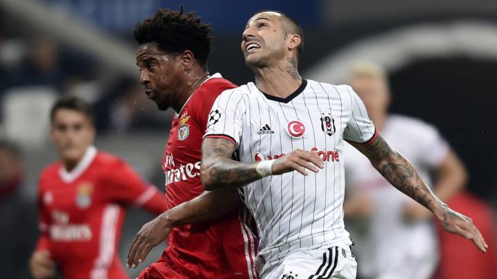 Aboubakar revive al Besiktas y mete en un lío al Benfica