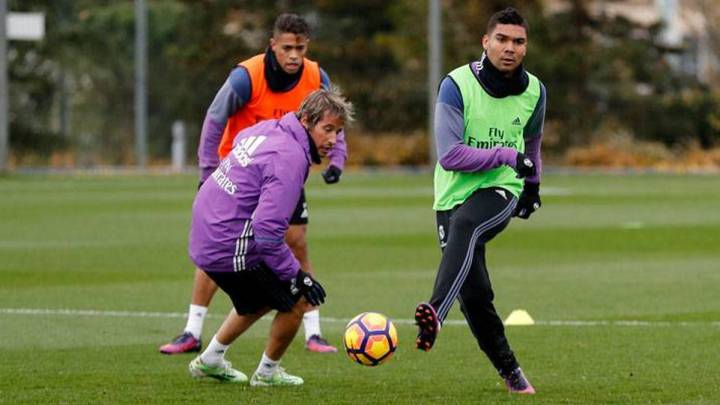 Casemiro returns to training: "I'm happy, and eager to play"