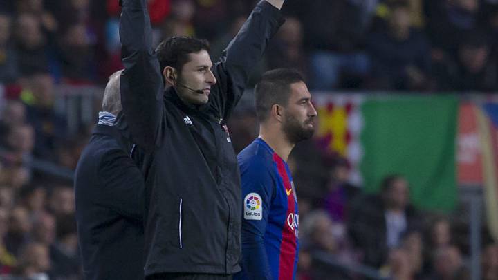 Arda terminó como el gran señalado del Clásico en el Barça