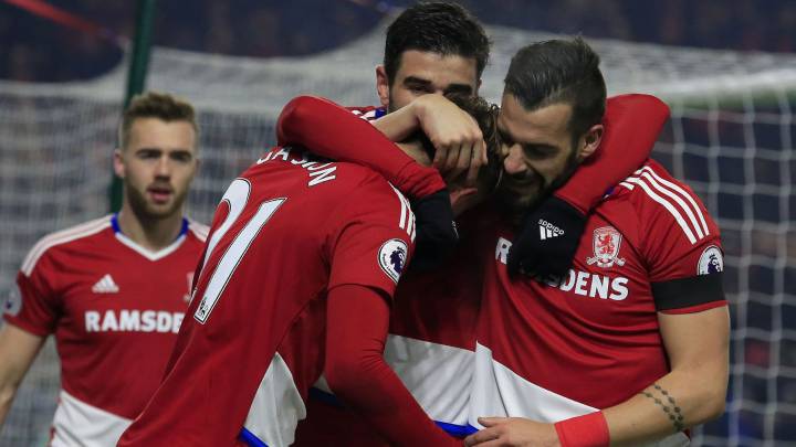 Los del Middlesbrough celebran el gol de Gastón.