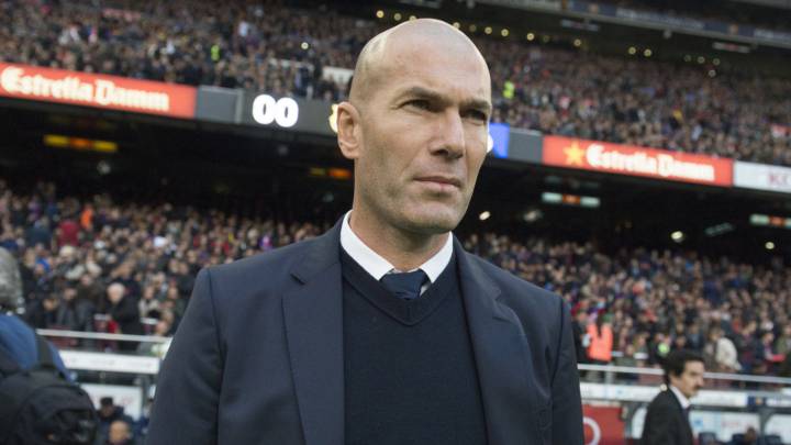 Zinedine Zidane, está a un partido del record de Beenhakker.
