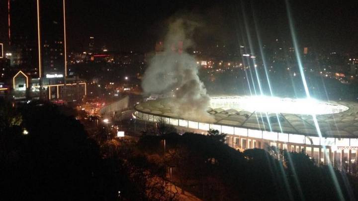 Una explosión siembra el pánico ante el estadio del Besiktas