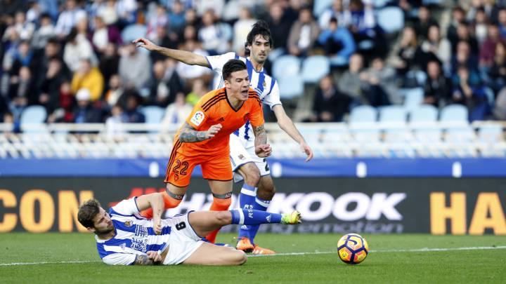 Santi Mina: "O sacamos orgullo y cojones o nos vamos a la mierda"