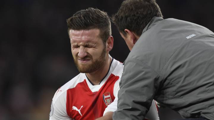 Mustafi, tres semanas de baja