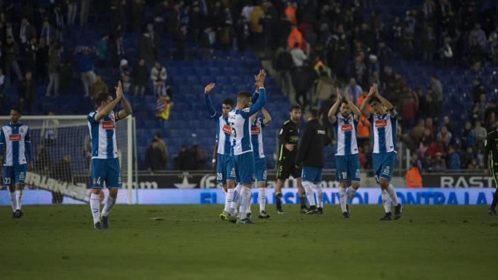 Un portero y sus 23 guardianes
