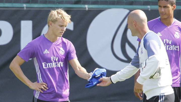 El noruego Odegaard, jugador del Real Madrid Castilla, deberá buscarse otra cesión: el Rennes se echa atrás