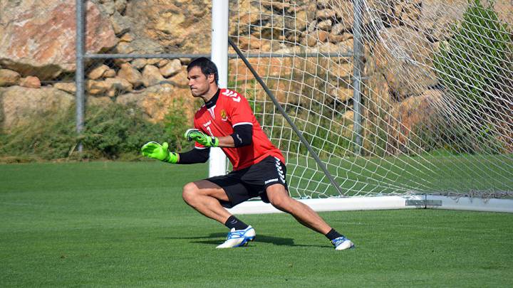 Sebastian Saja durante el entrenamiento del Nàstic