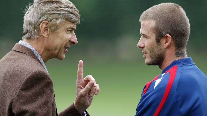 Arsene Wenger con David Beckham en una foto de archivo.