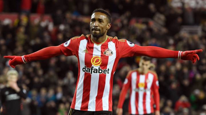 Defoe se cruza en el camino del Liverpool, que se deja dos puntos