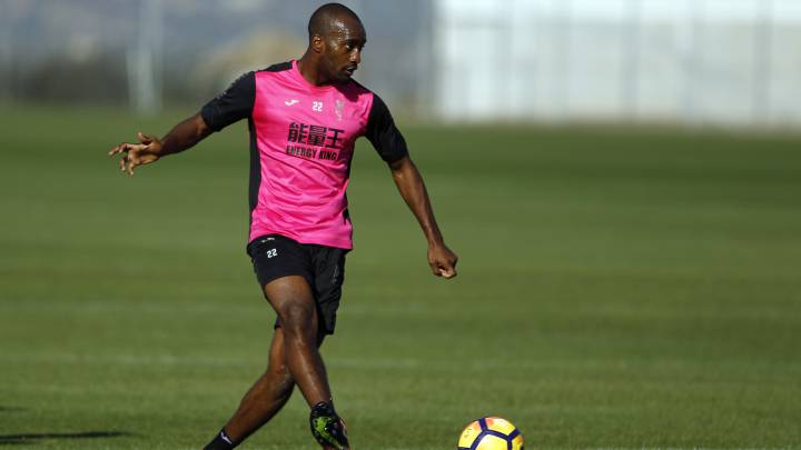Foulquier durante el entrenamiento del Granada