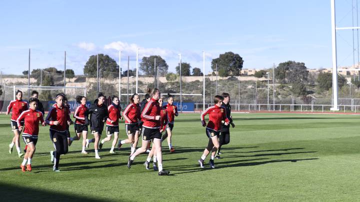El Atlético supera al Barça en la Absoluta por vez primera