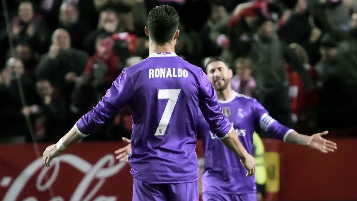 Ronaldo to Ramos: "We have to keep our heads and play more"