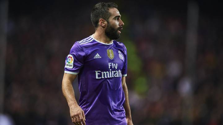 El español Daniel Carvajal, en el Sevilla-Real Madrid de LaLIga Santander 2016-2017, disputado en el Estadio Ramón Sánchez Pizjuán.