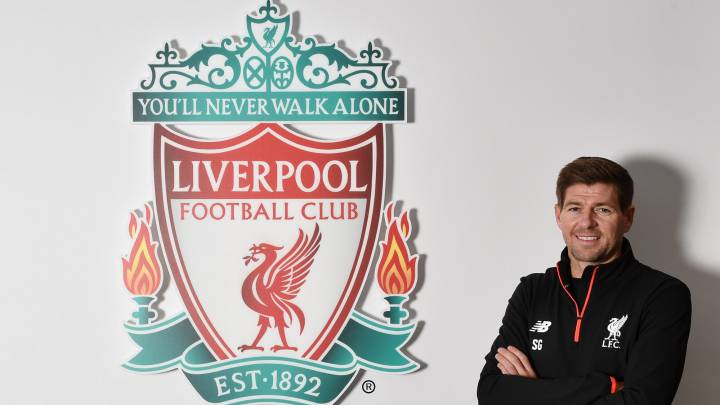 El inglés Steven Gerrard, presentado en su regreso con el Liverpool.