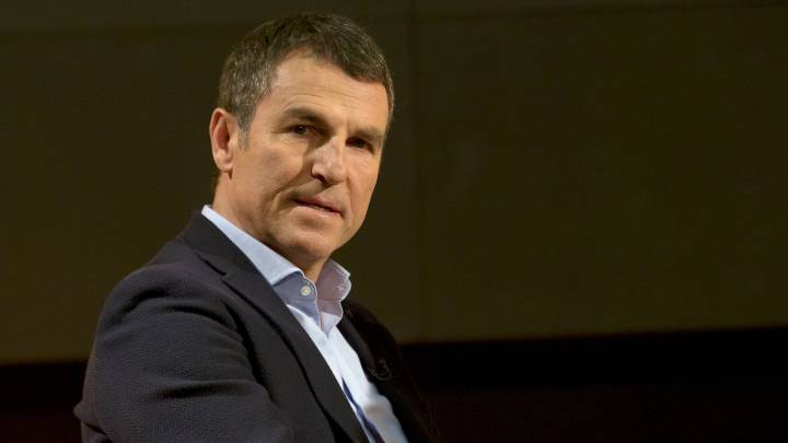 Barcelona director "very calm" about Messi contract renewal