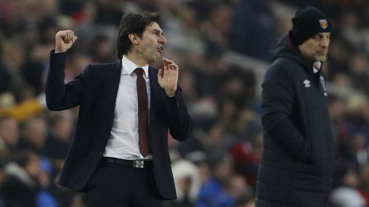 El entrenador del Middlesbrough, Aitor Karanka, se encaró con su afición.