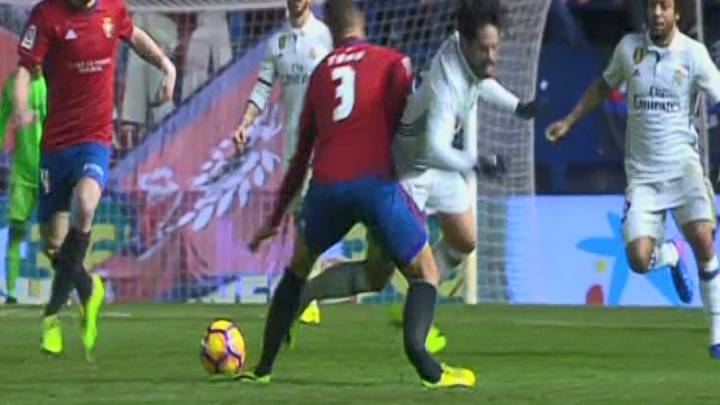 Osasuna-Real Madrid: Tano Bonnín in gruesome leg injury