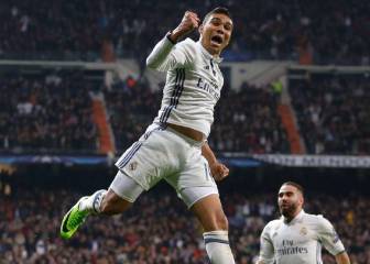 Casemiro enjoys Champions League cracker with supporters