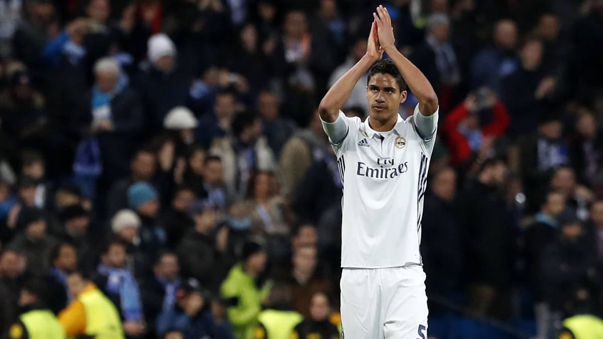 El United quiere incluir a Varane en la salida de De Gea al Madrid - AS.com