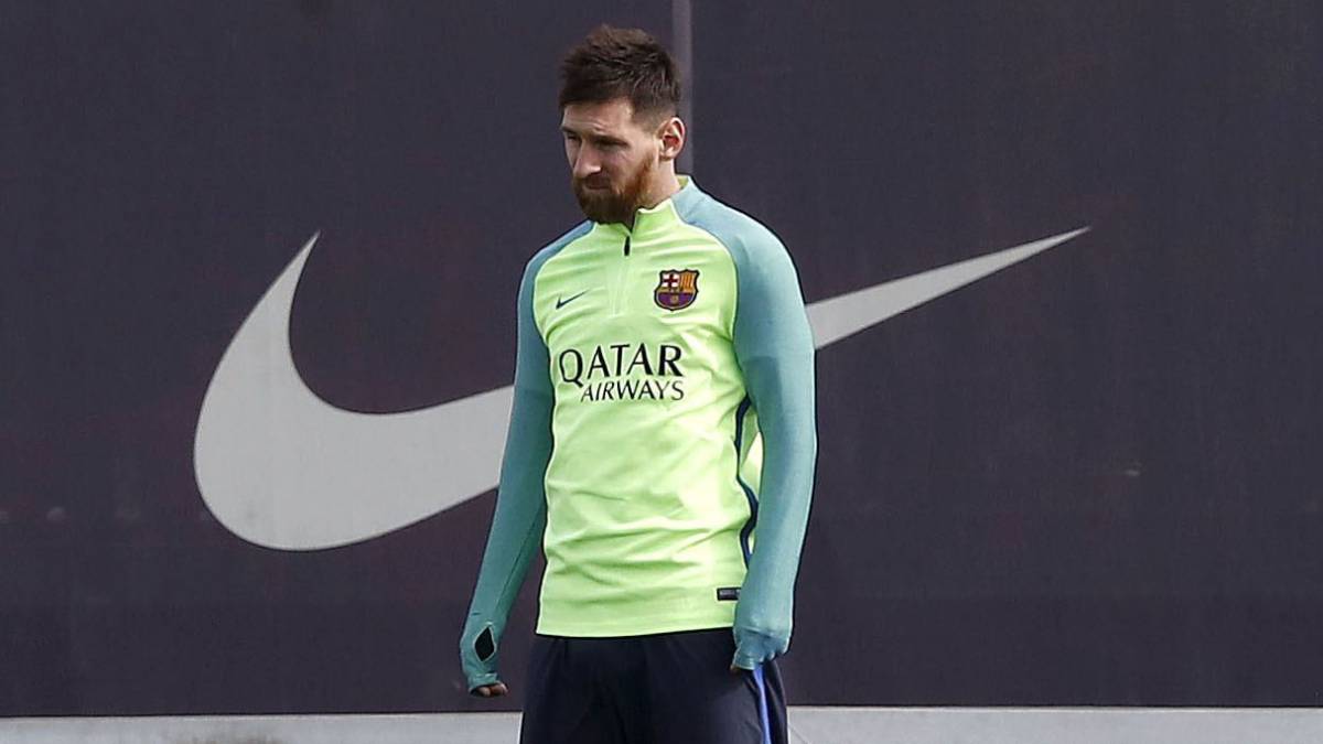 Luis Enrique: 'Poor playing surface benefited Barcelona'