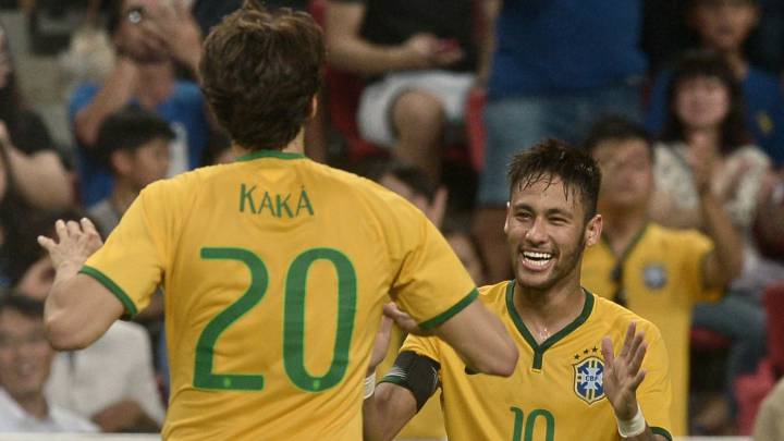 Kaká y Neymar, con la selección brasileña