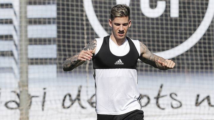 Mina, baja para el Camp Nou