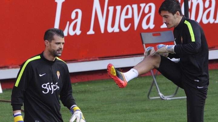 Cuéllar y Mariño, dos porteros que pugnan por la titularidad en el Sporting