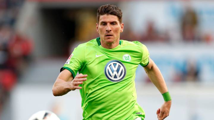 Mario Gomez hizo un hat-trick en el Bayer Leverkusen - Wolfsburgo.