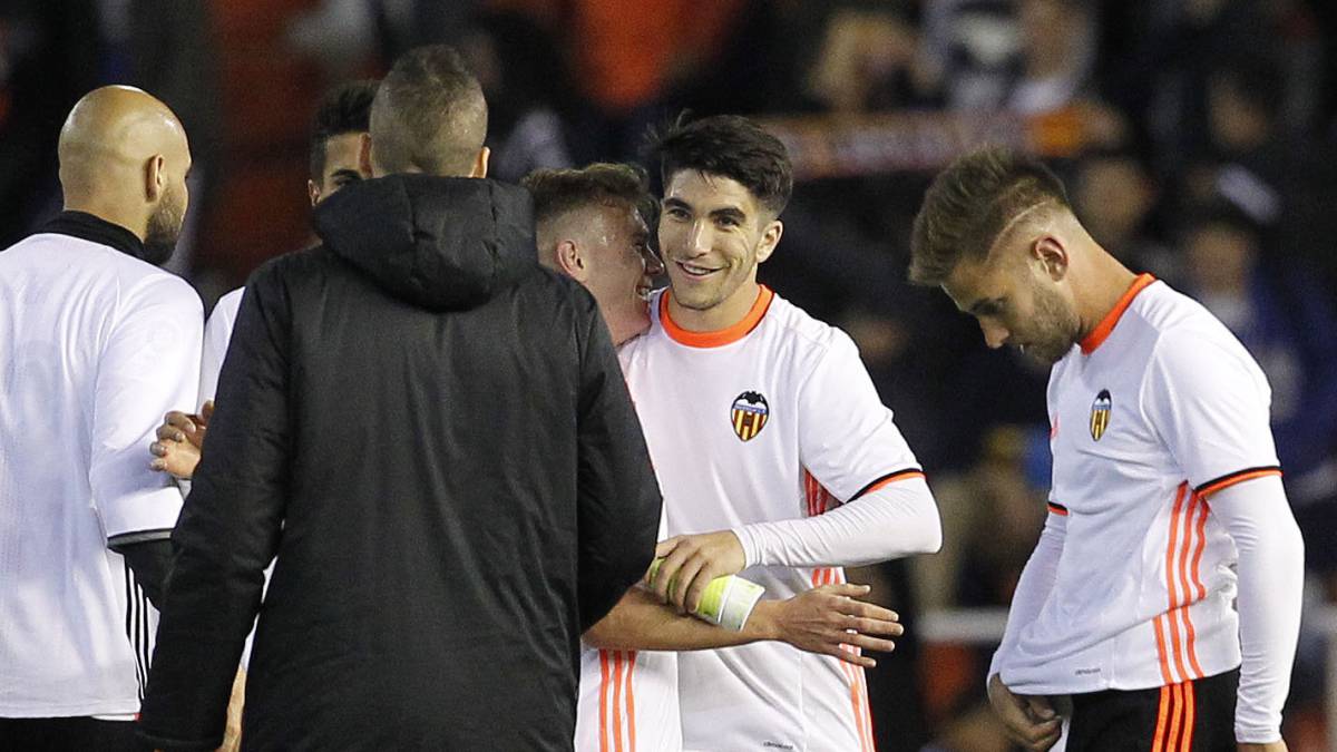 Camiseta Valencia CF Carlos Soler Camiseta Valencia CF Carlos Soler