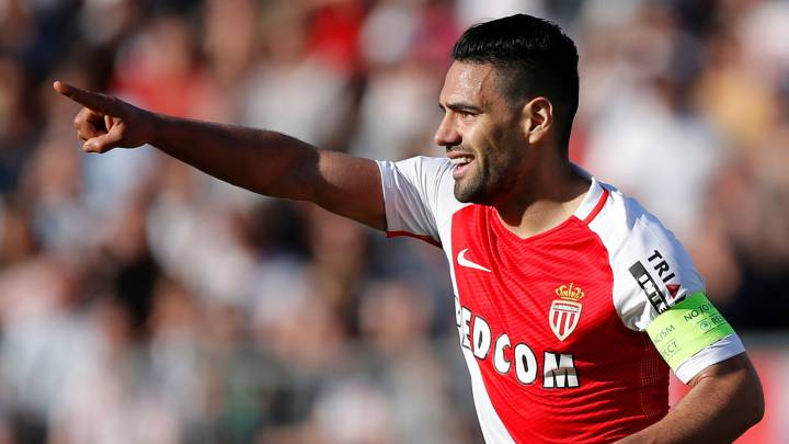 Falcao celebra su gol.