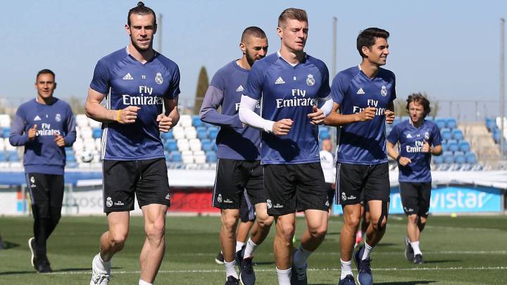 Real shift focus to Bayern game with Pepe and Varane absent