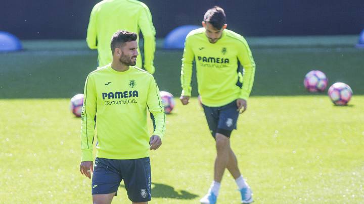 Musacchio, centrl del Villarreal, en un entrenamiento del conjunto amarillo.