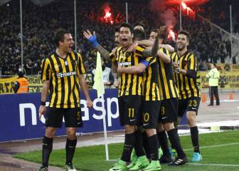 El AEK de Manolo Jiménez gana al Olympiacos en Grecia