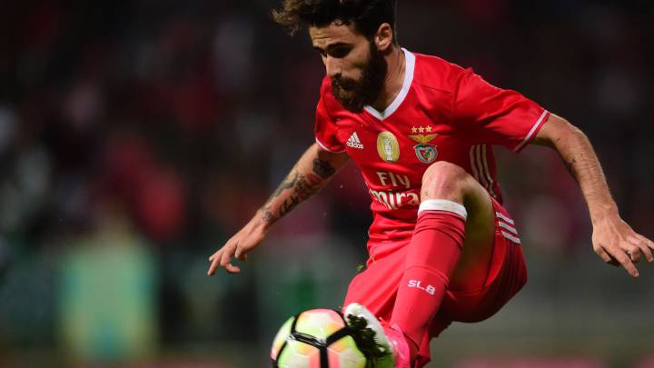 Benfica asegura su liderato con un triunfo ante el Marítimo