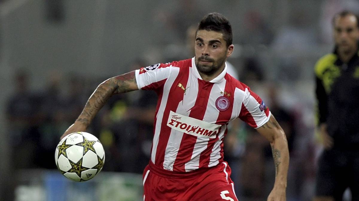 De la Bella lidera la conquista de una nueva liga para Olympiacos