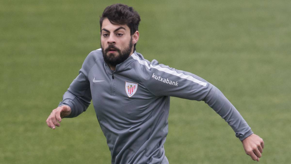 Villalibre, cedido en el Numancia hasta final de temporada