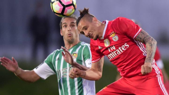 El Benfica gana a domicilio y está a un paso de ser campeón
