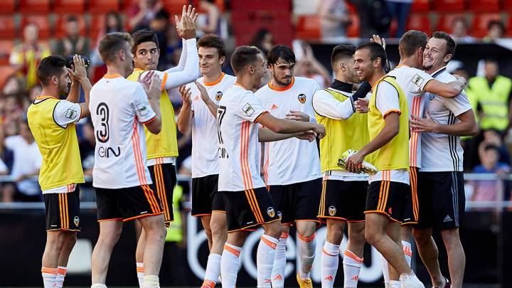 Playoff para el Mestalla y descenso para L´Hospitalet
