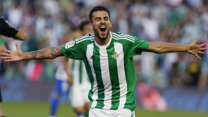 Dani Ceballos afirmó ante el interés del Atlético que su futuro está en el Betis. Además, elogió al técnico Alexis Trujillo, al que dedicó el gol marcado.