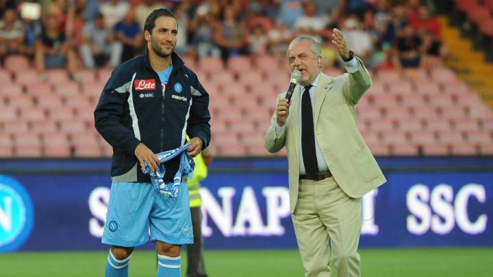 Higuaín y De Laurentiis.