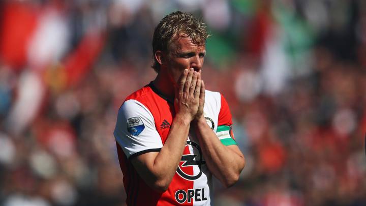 Dirk Kuyt tras plocamarse campeón de la liga holandesa.