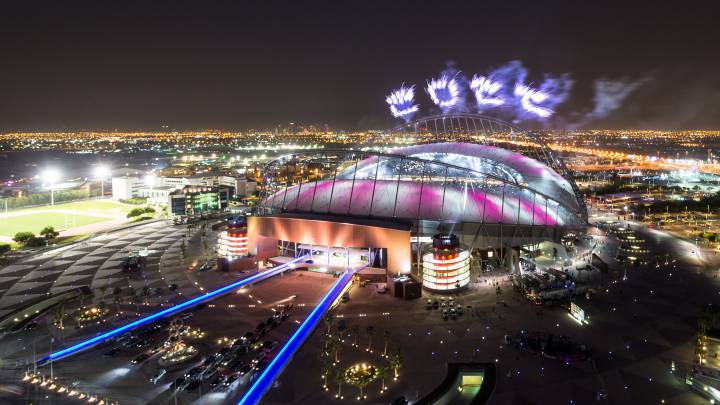 El Khalifa Stadium fue inaugurado ayer en Doha.