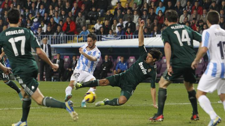 Isco abrió el marcador, con un derechazo, en la última victoria del Málaga contra el Madrid en La Rosaleda (2012).