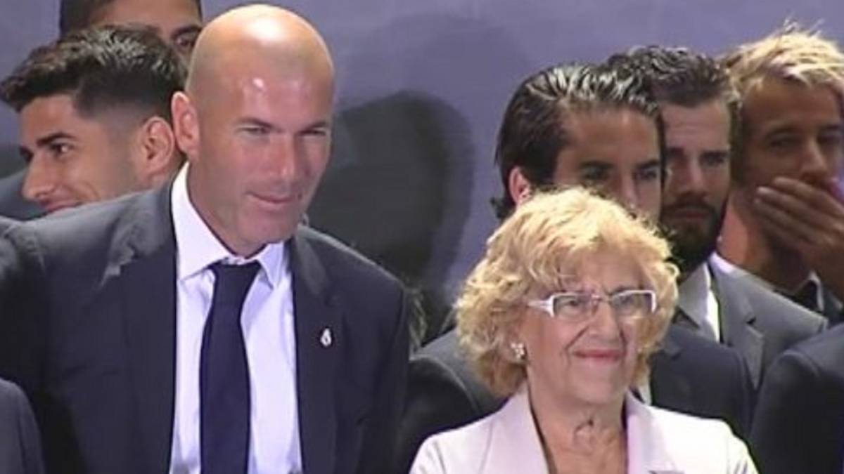 Real Madrid se proclama campeón de la Liga española Real Madrid se proclama campeón de la Liga española