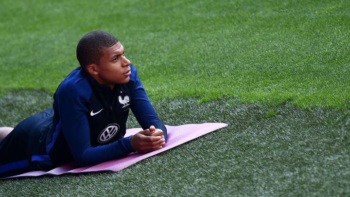 Mbappé, duda ante Paraguay, desvela Deschamps