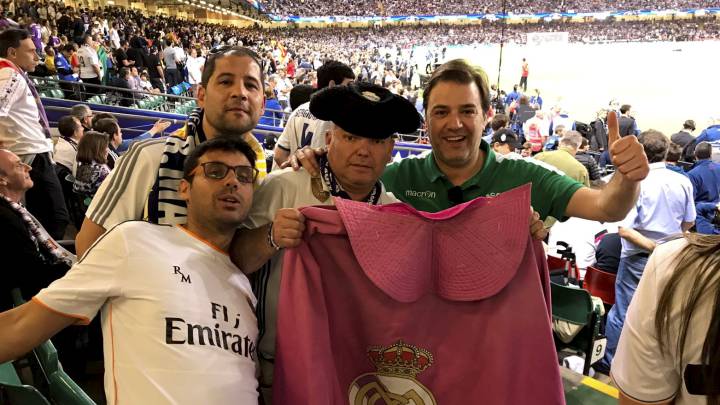 La Peña Fado vio la final junto a Toñín El Torero.