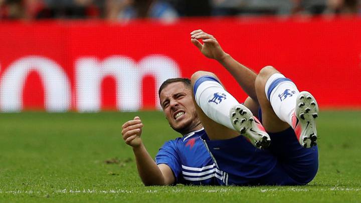 Eden Hazard sufrió una fractura de tobillo y estará entre dos y tres meses de baja.
