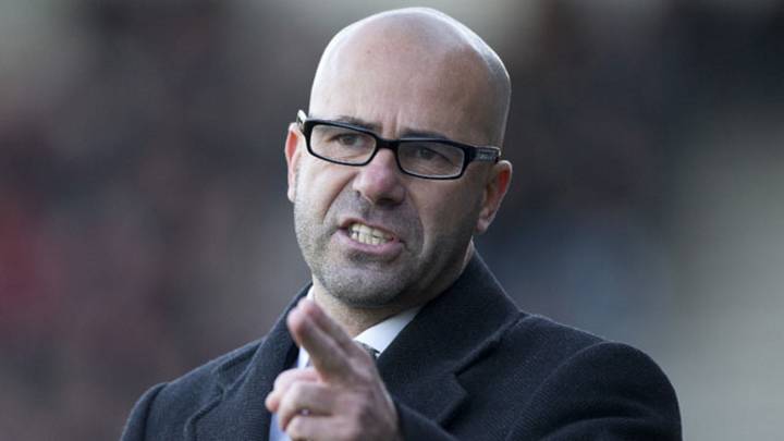 Oficial: Bosz deja el Ajax y se marcha al Borussia Dortmund